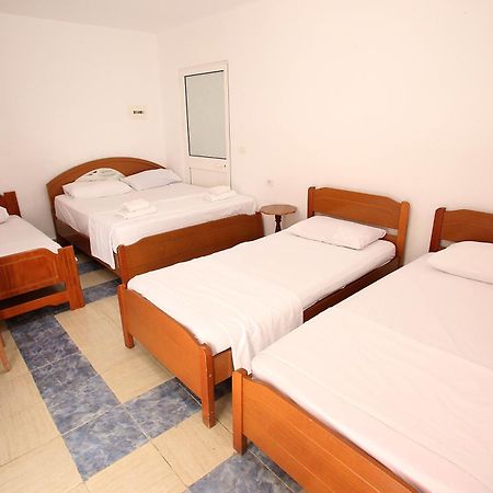 Vila Hyseni Durrës Zimmer foto