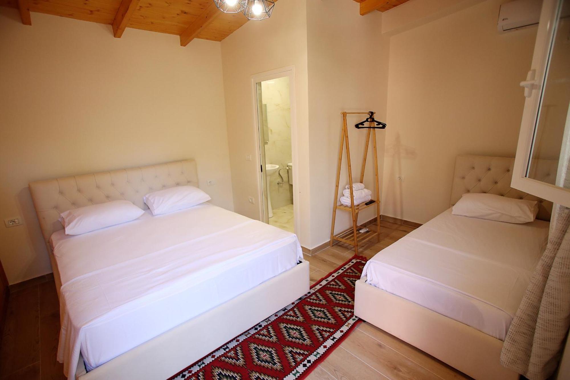 Vila Hyseni Durrës Zimmer foto